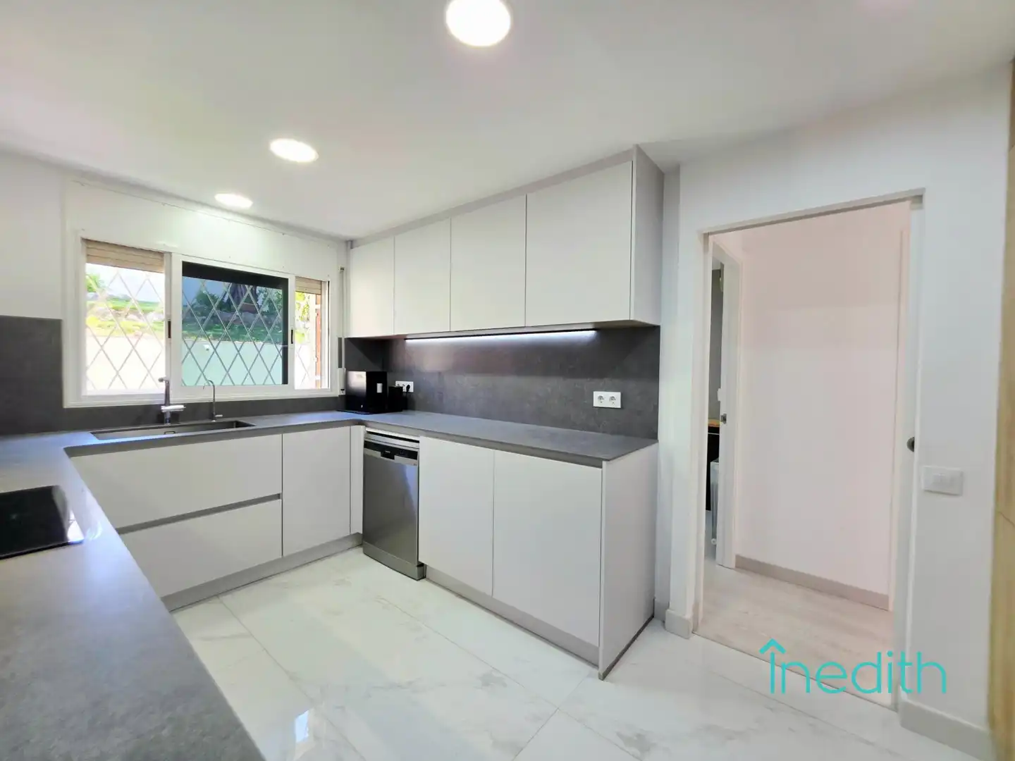 Kitchen of Detached homes for sale in Castelldefels  with Heating, Private garden and Terrace