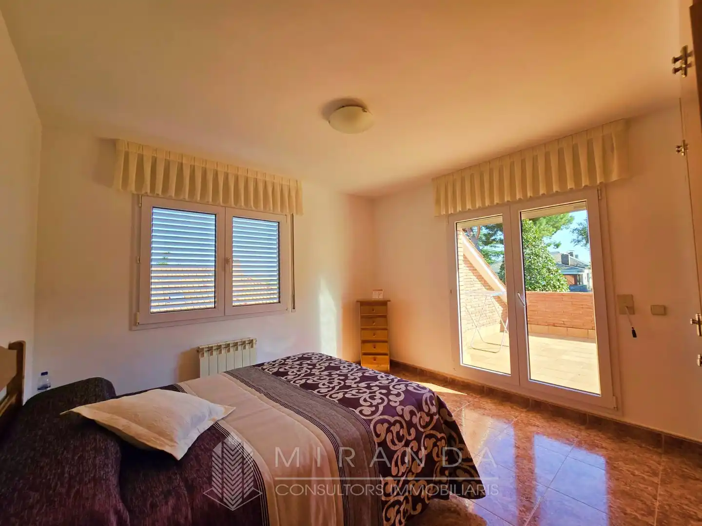 Dormitori de Casa o xalet en venda en Canovelles amb Calefacció, Jardí privat i Terrassa