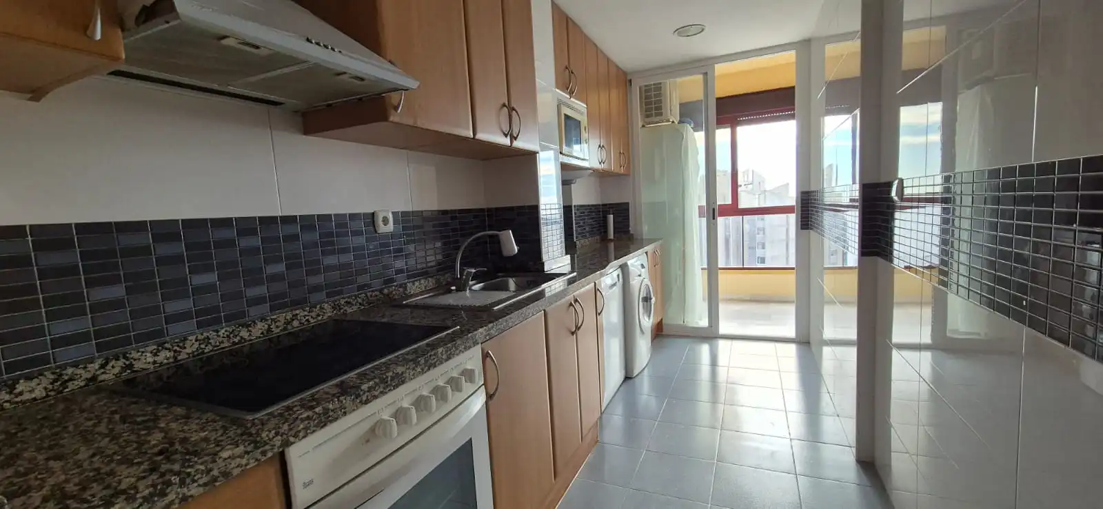 Kitchen of Flat for sale in Benidorm  with Air Conditioner, Terrace and Furnished