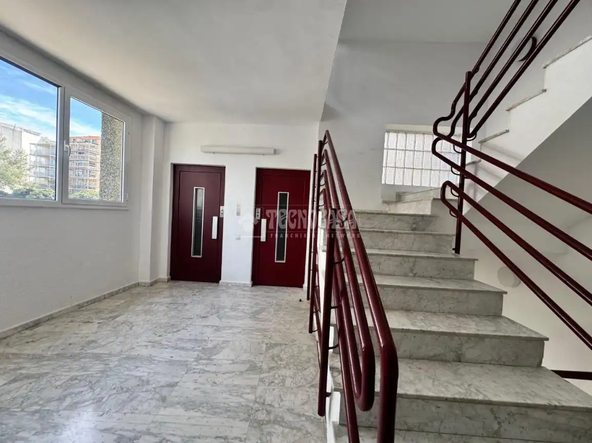 Piso en venta en Salou con Balcón y Piscina comunitaria