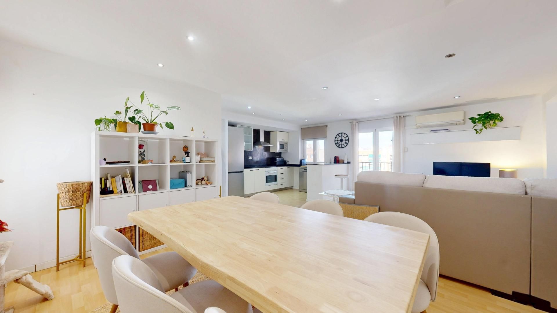 Menjador de Pis en venda en Mislata amb Aire condicionat