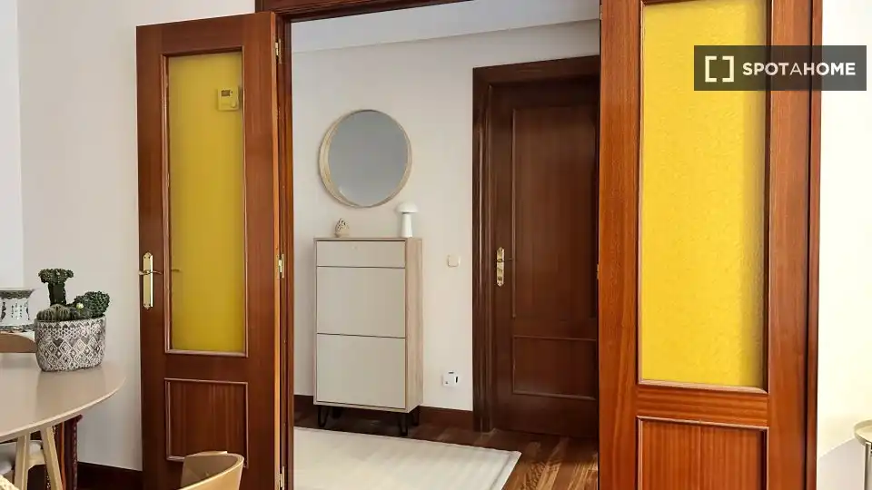 Apartamento para compartir en Bilbao  con Aire acondicionado, Terraza y Amueblado