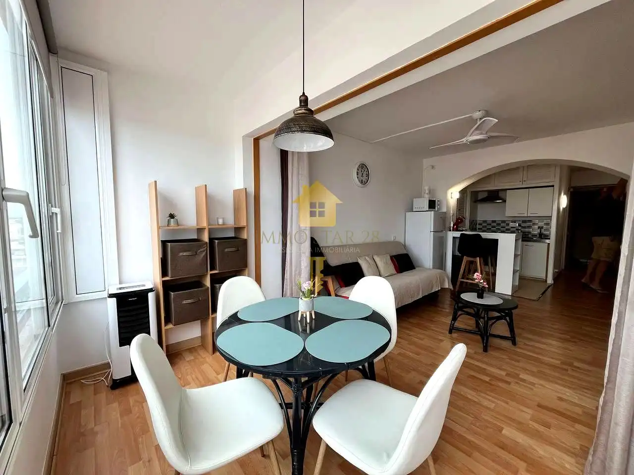 Sala de estar de Estudio en venta en Roses con Parquet, Amueblado y Piscina comunitaria