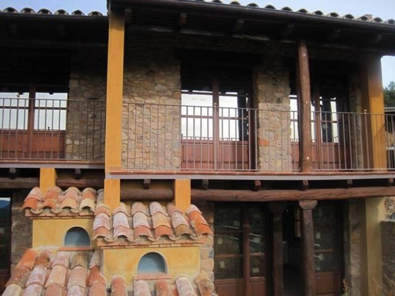 Vista exterior de Pis en venda en Sarroca de Bellera amb Balcó