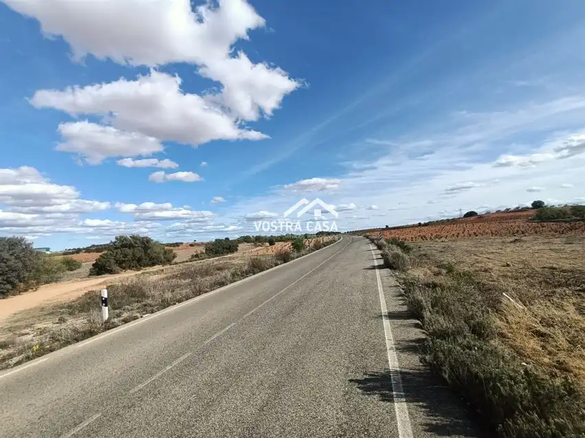 Terreno en venta en Caudete de las Fuentes