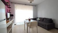 Sala d'estar de Apartament de lloguer en  Cádiz Capital amb Terrassa