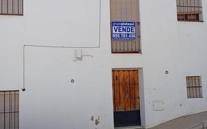 Vista exterior de Casa o xalet en venda en Higuera de la Sierra amb Calefacció, Traster i Balcó