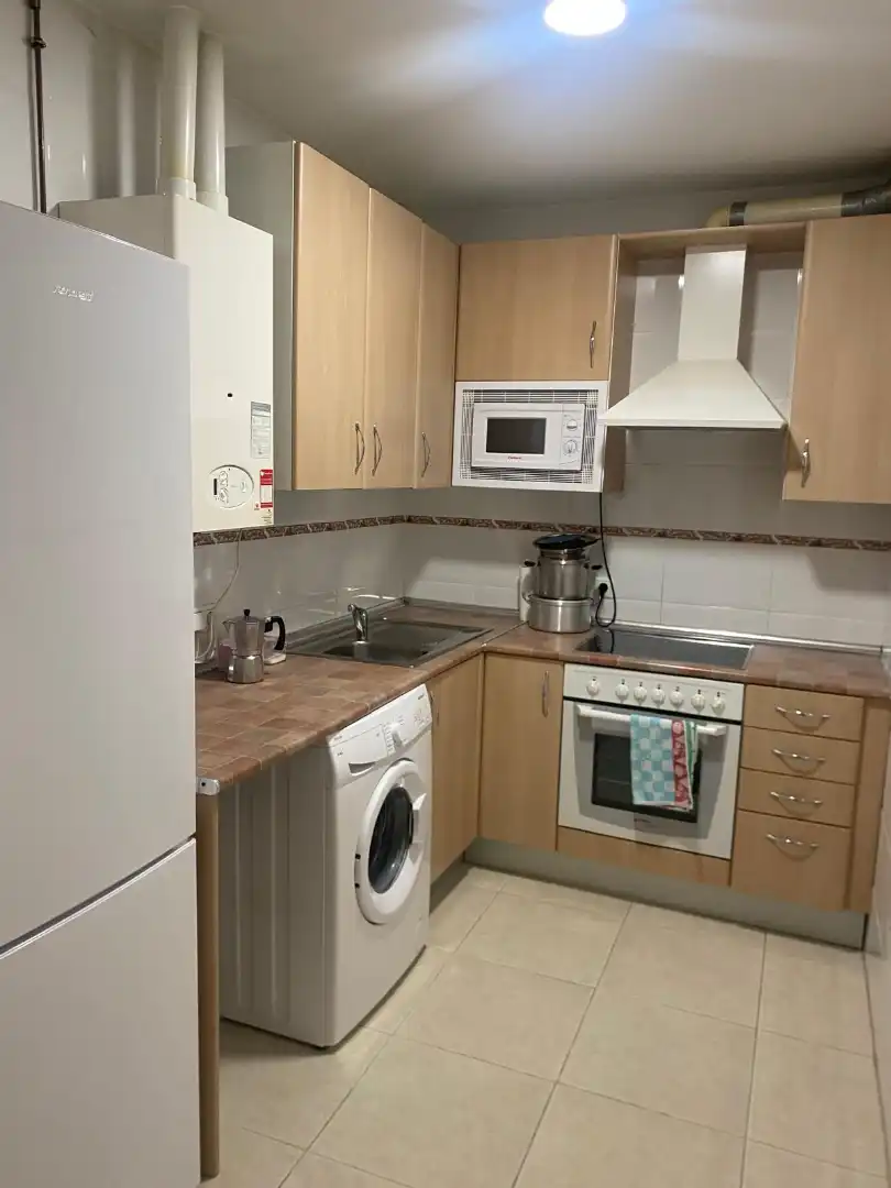 Cocina de Ático en venta en Medina de Rioseco con Calefacción, Terraza y Amueblado
