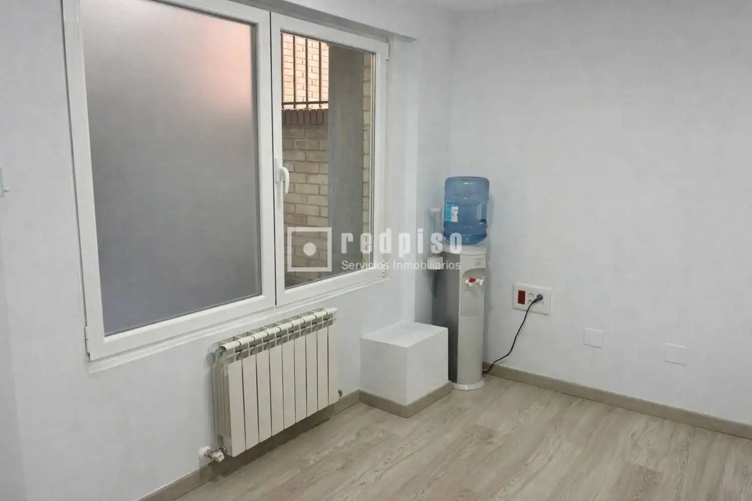 Büro zur Miete in Valladolid mit Klimaanlage, Heizung und Terrasse