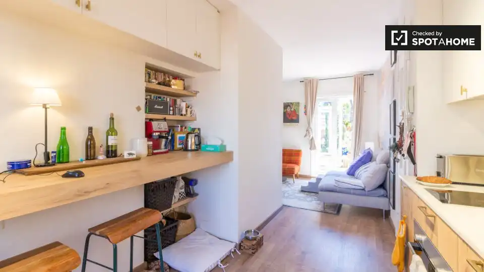 Appartamento con terrazza in affitto a Ciutat Vella, imagen 15
