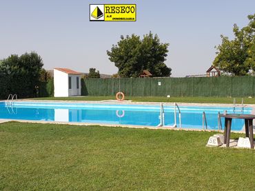 Xalet amb piscina en venda a Parque de la Constitución 5a