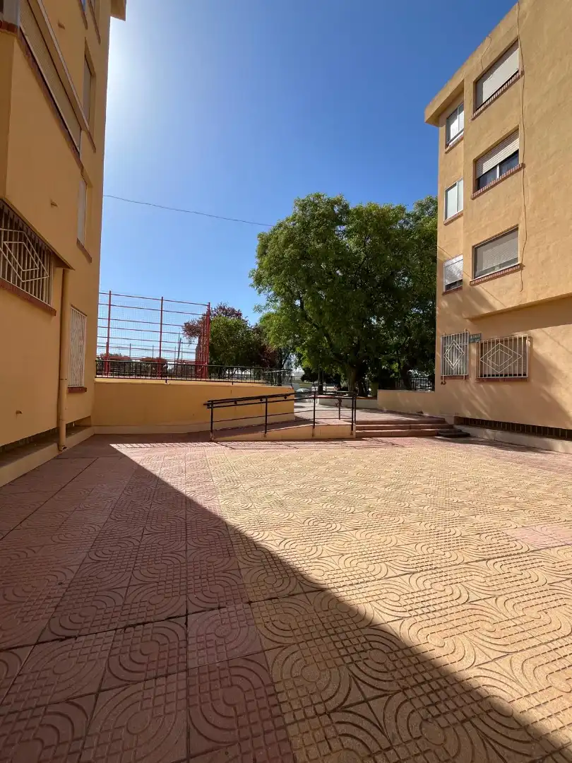 Exterior view of Flat for sale in Elda  with Air Conditioner and Furnished