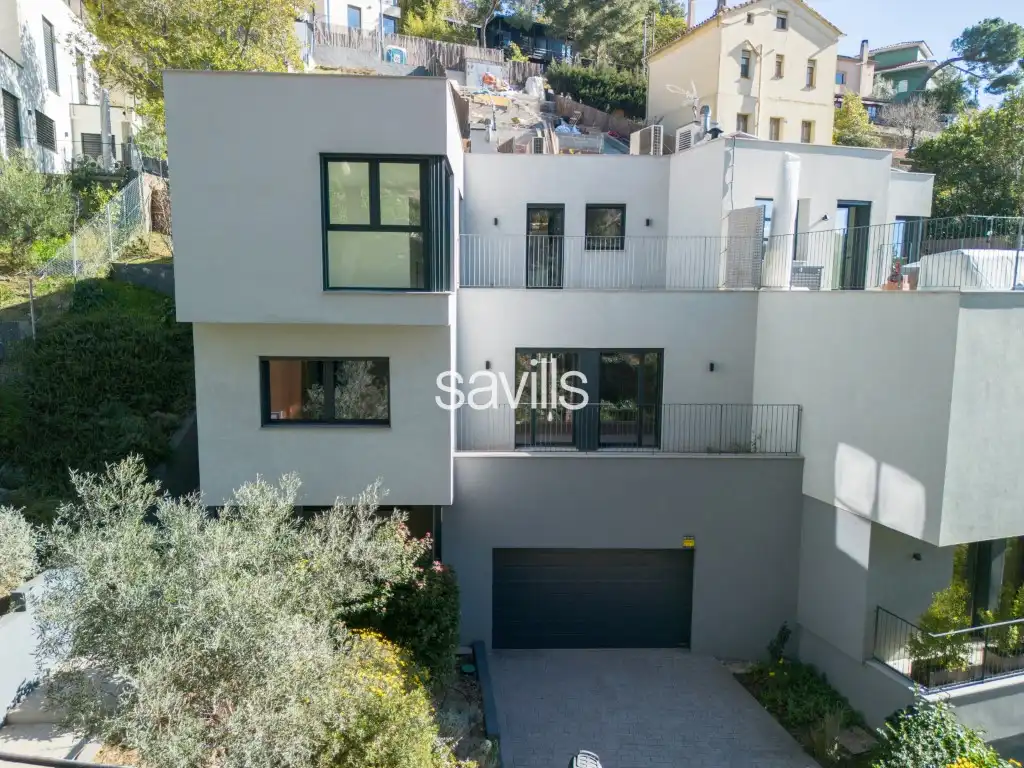 Vista exterior de Casa o chalet de alquiler en Barcelona con Aire acondicionado, Jardín privado y Terraza