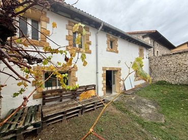 Casa amb jardí en venda a Calle San Juan