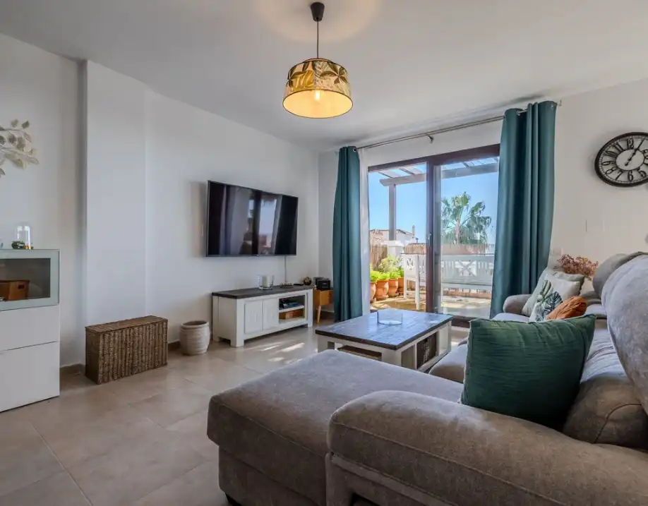 Piso con piscina en venta en Río Real - Los Monteros, imagen 7