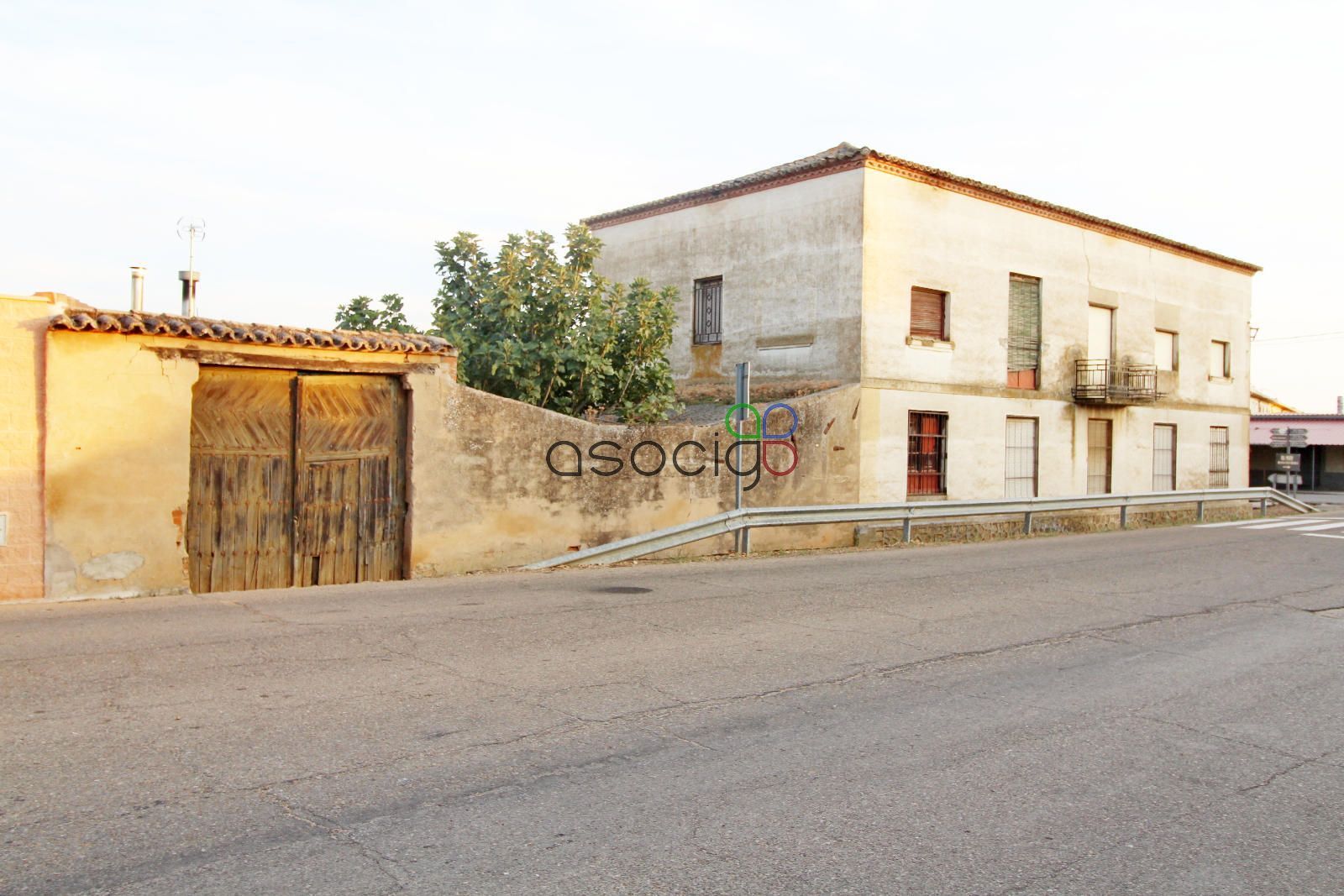 Exterior view of House or chalet for sale in Mohernando  with Heating and Terrace