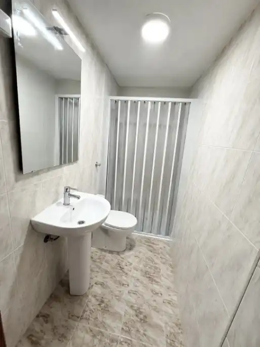 Baño de Piso en venta en Jaén con Amueblado