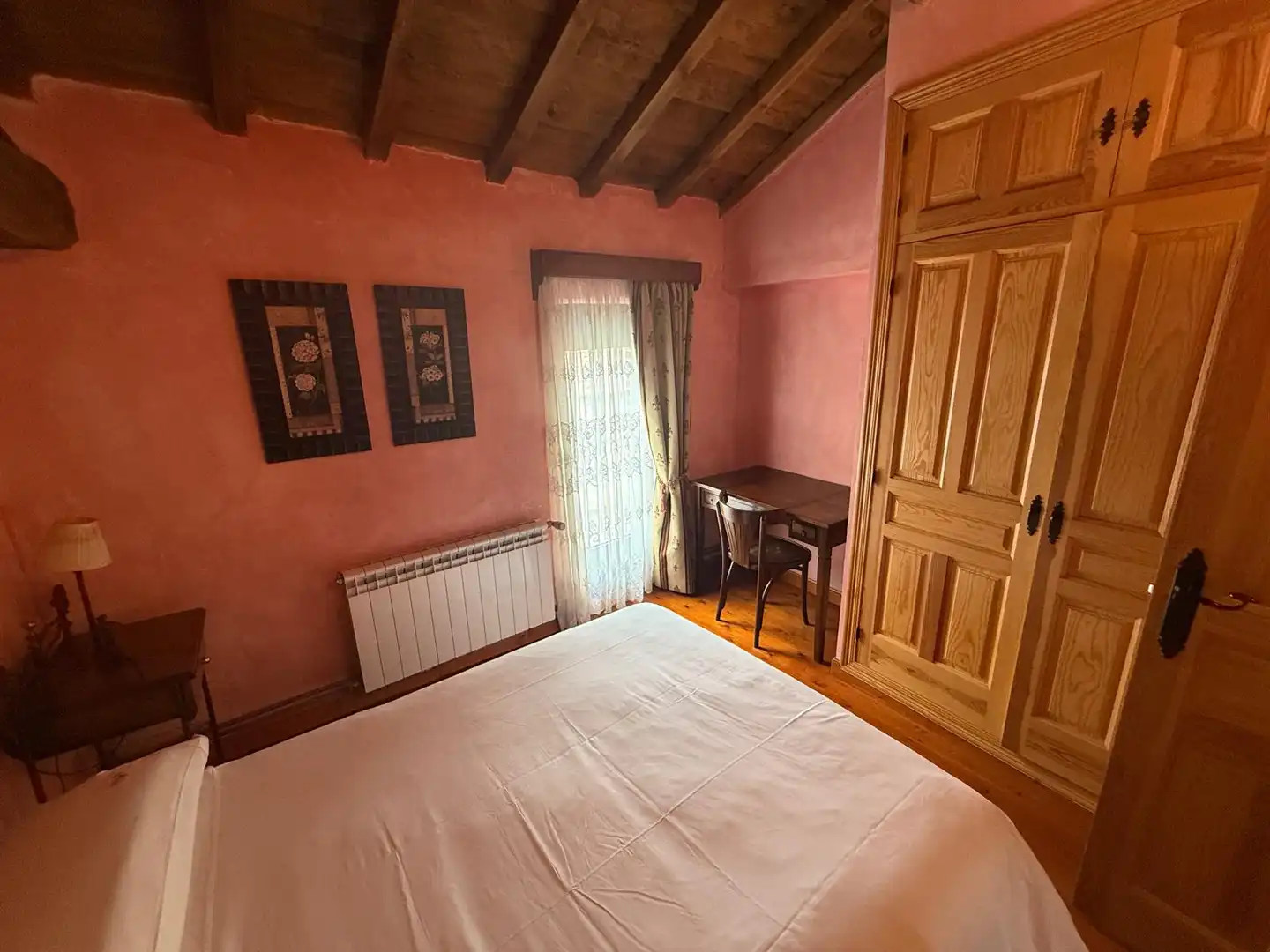 Habitación de Casa adosada en venta en La Torre con Calefacción, Jardín privado y Terraza