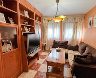 Living room of Single-family semi-detached for sale in Renedo de Esgueva  with Heating, Storage room and Balcony