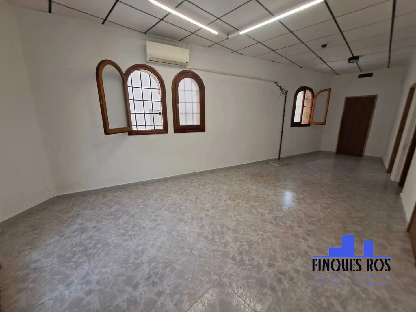 Casa amb terrassa en venda a San Jorge / Sant Jordi, imagen 2