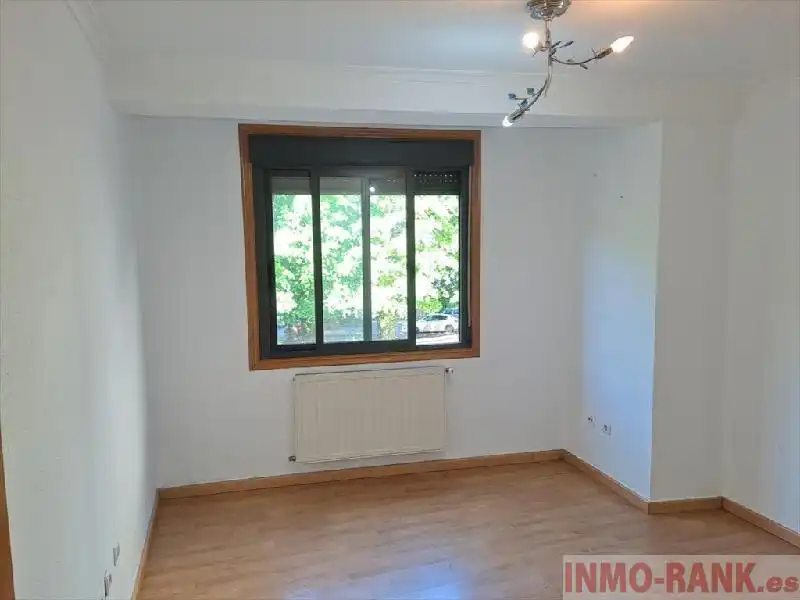 Habitación de Piso en venta en A Cañiza  