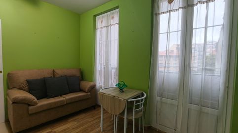 Foto 3 de Apartamento de alquiler en Calle Rivero, Centro, Avilés