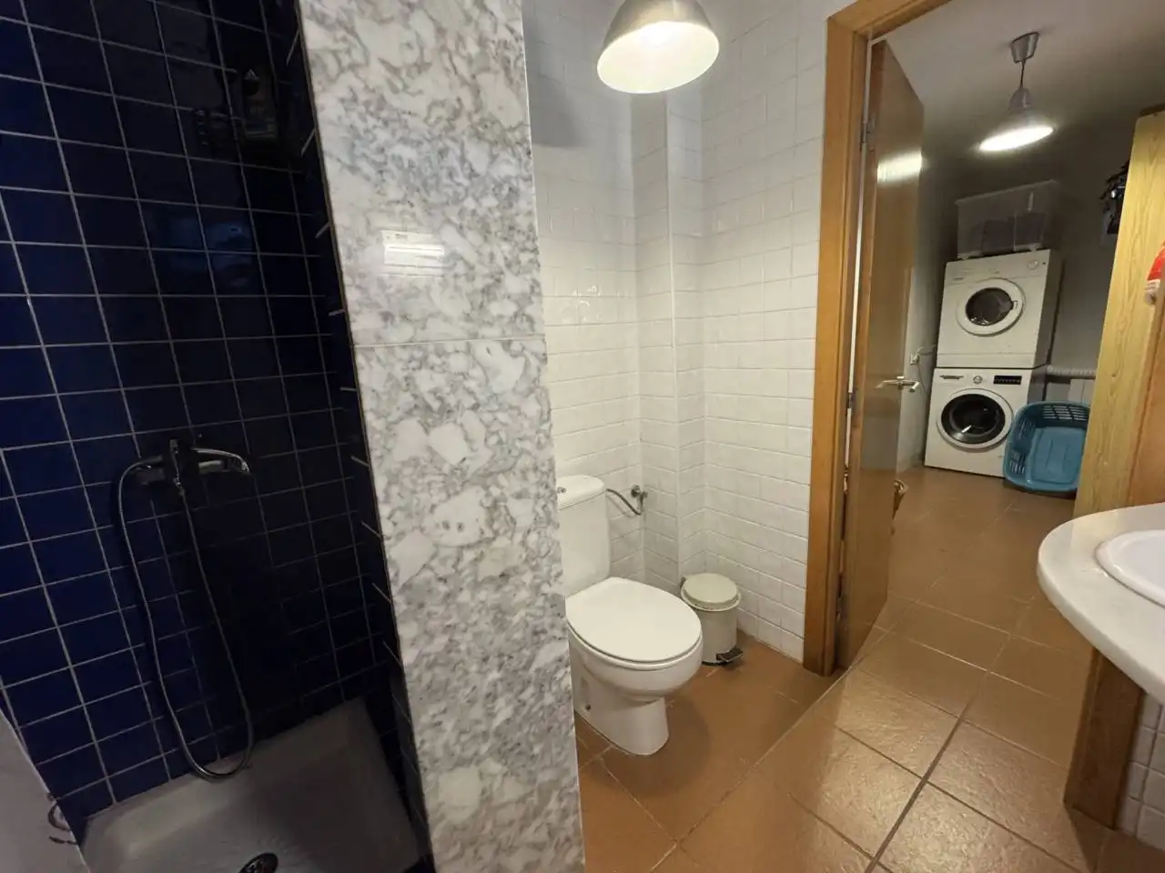 Baño de Casa o chalet en venta en La Roca del Vallès con Aire acondicionado, Calefacción y Jardín privado
