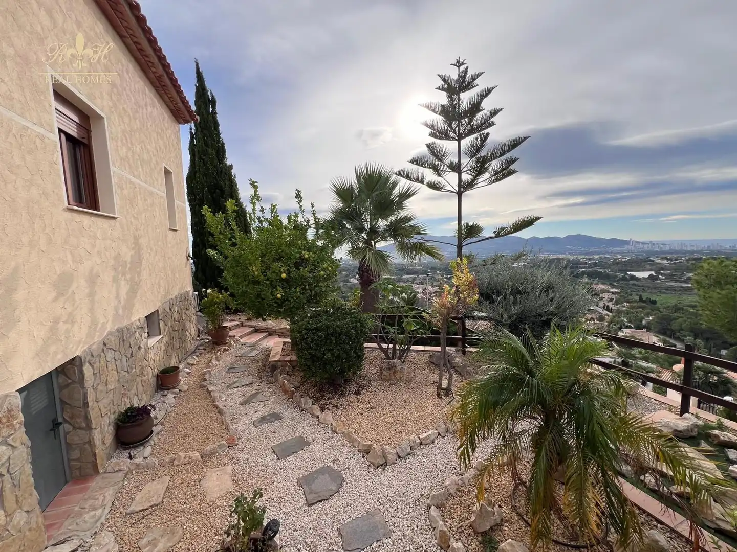 Garden of Houses for sale in L'Alfàs del Pi  with Air Conditioner, Heating and Terrace