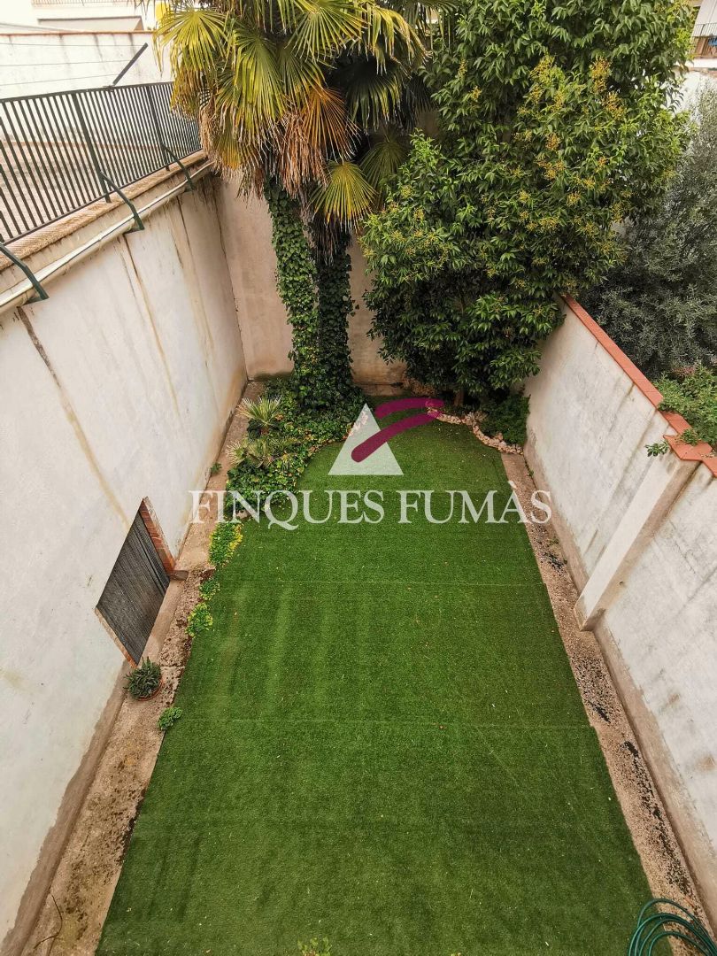 Terrassa de Casa o xalet en venda en Tàrrega amb Calefacció, Jardí privat i Terrassa