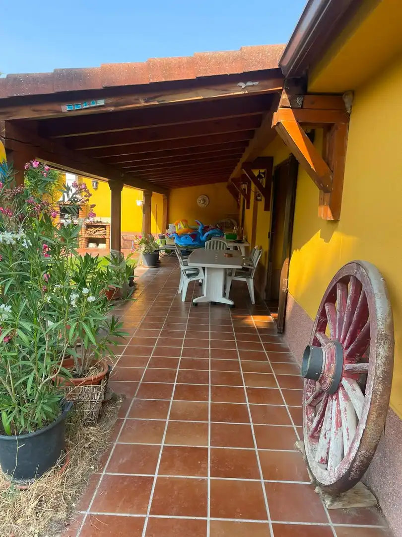 Chalet con piscina en venta en Tudela de Duero, imagen 4