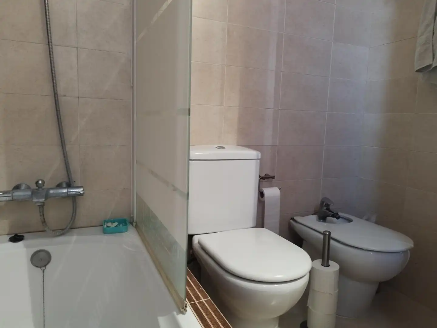 Baño de Casa o chalet de alquiler en Puerto Real con Aire acondicionado, Jardín privado y Piscina