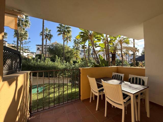 Apartamento en Alquiler en  MAR DEL (BAHIA MARBELLA) en Bahía de Marbella