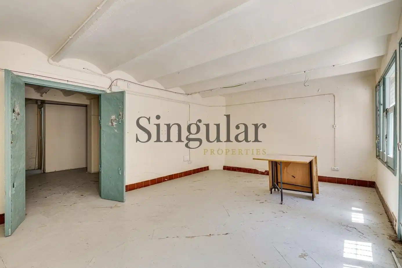 Commercial properties for rent in Carrer de la Creu Coberta, Hostafrancs