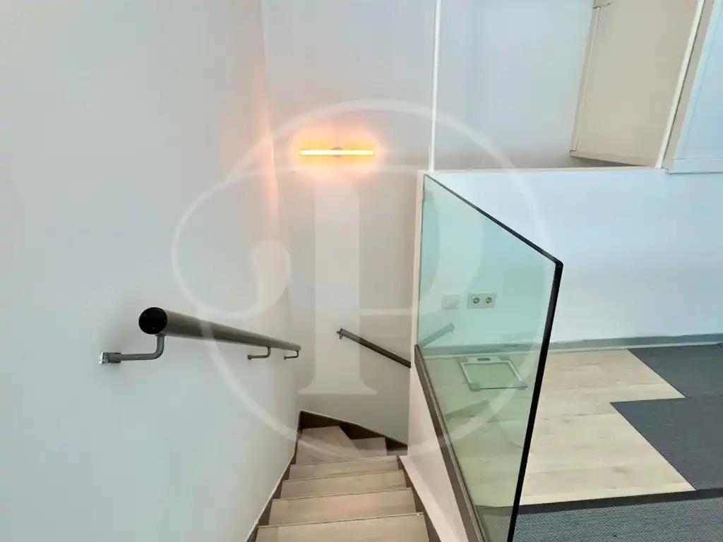 Wohnung zum Verkauf in Xirivella mit Klimaanlage, Terrasse und Schwimmbad