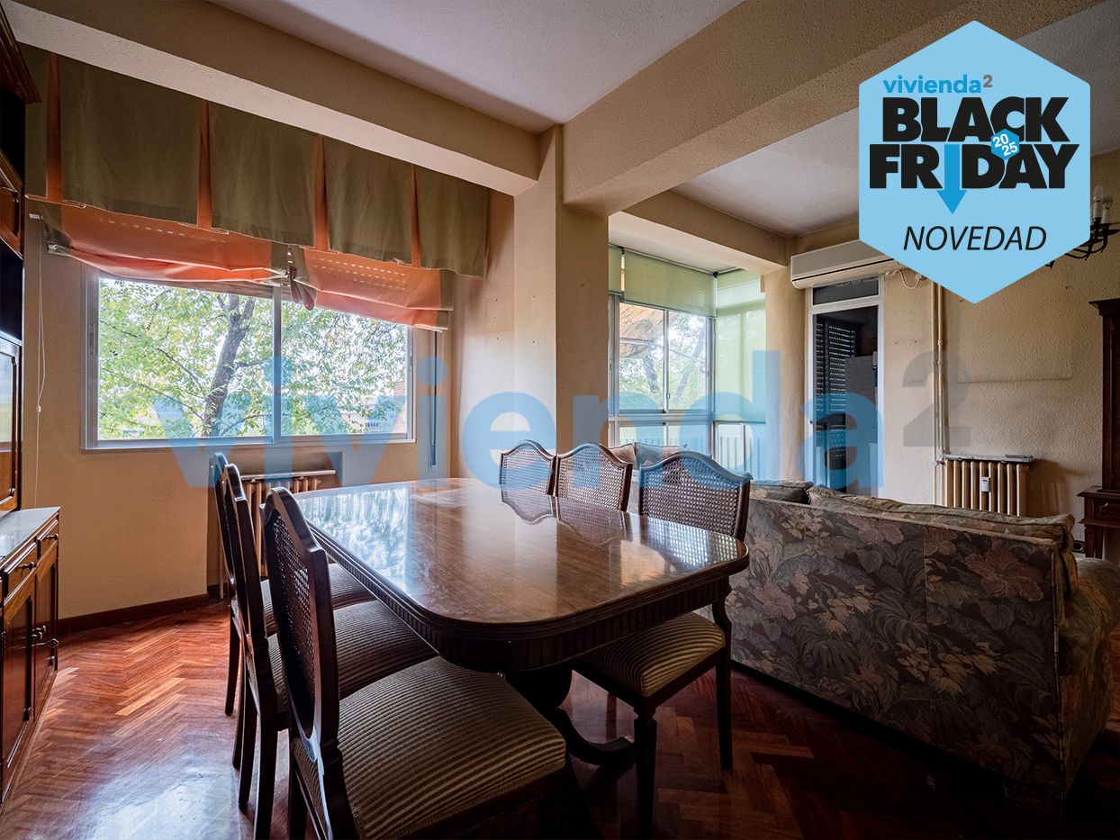 Dining room of Flat for sale in  Madrid Capital  with Air Conditioner, Heating and Terrace