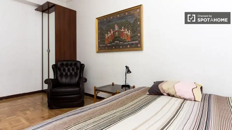 Room in Castellana