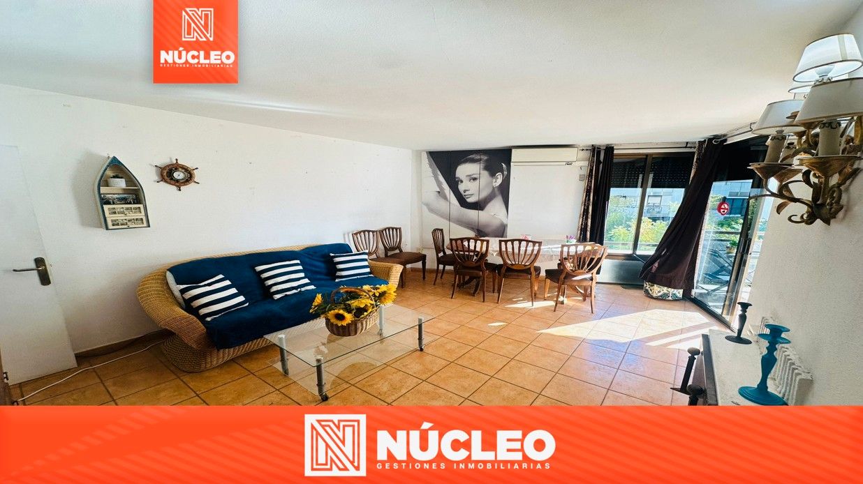 Sala de estar de Piso en venta en Salou con Aire acondicionado, Calefacción y Jardín privado