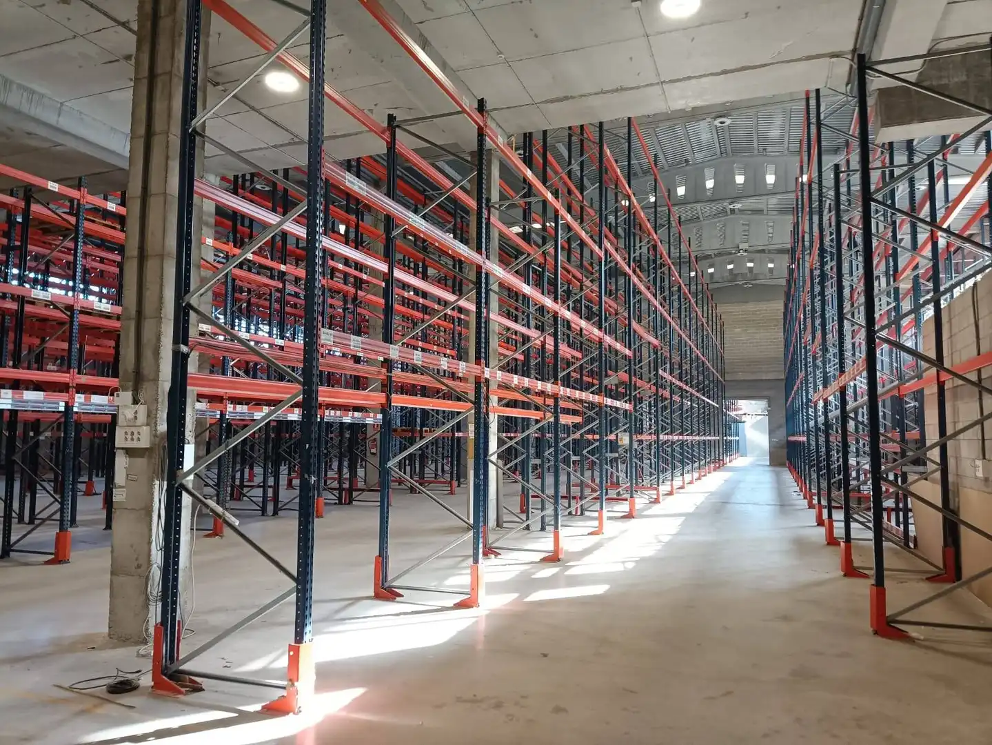 Fabrikhallen zur Miete in L'Hospitalet de Llobregat