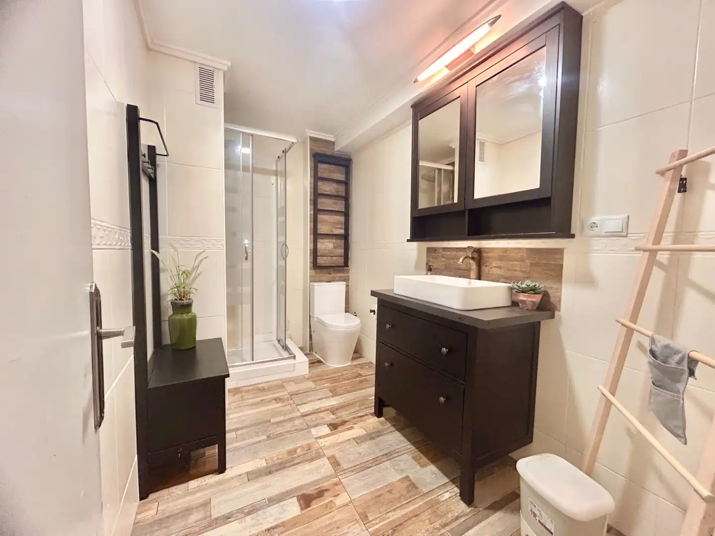 Bathroom of Flat for sale in Mislata  with Balcony