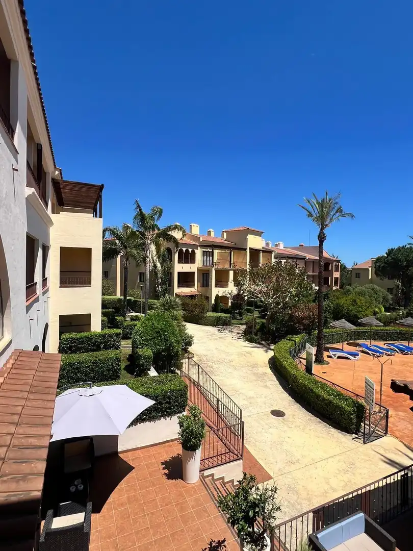 Vista exterior de Apartament en venda en Mont-roig del Camp amb Aire condicionat, Calefacció i Jardí privat