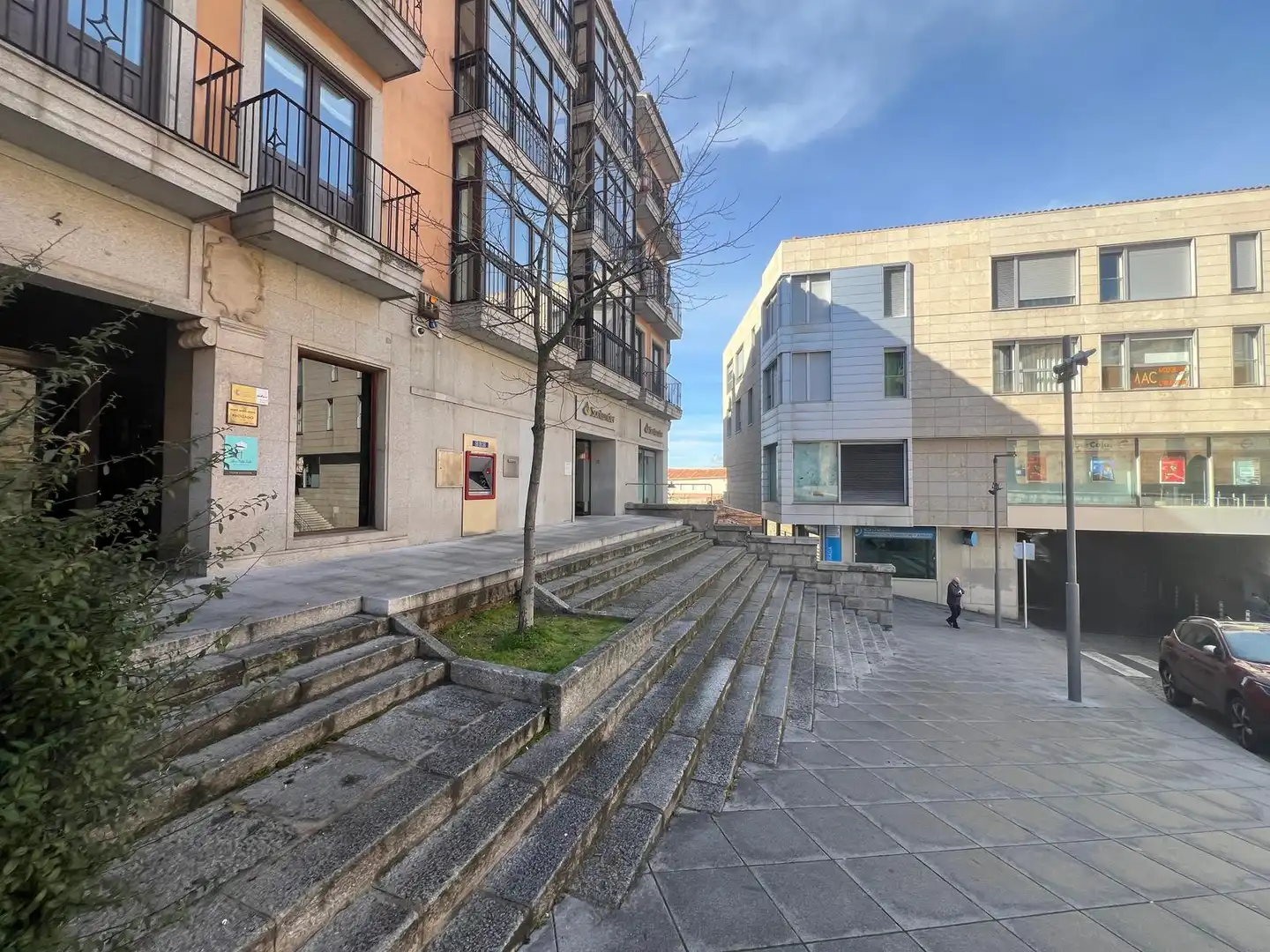 Flat with lift for sale in Plaza Claudio Sánchez Alborn, imagen 2