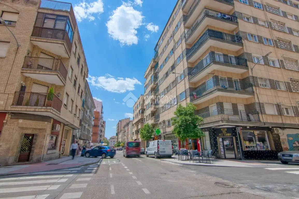 Vista exterior de Piso en venta en Salamanca con Calefacción y Balcón