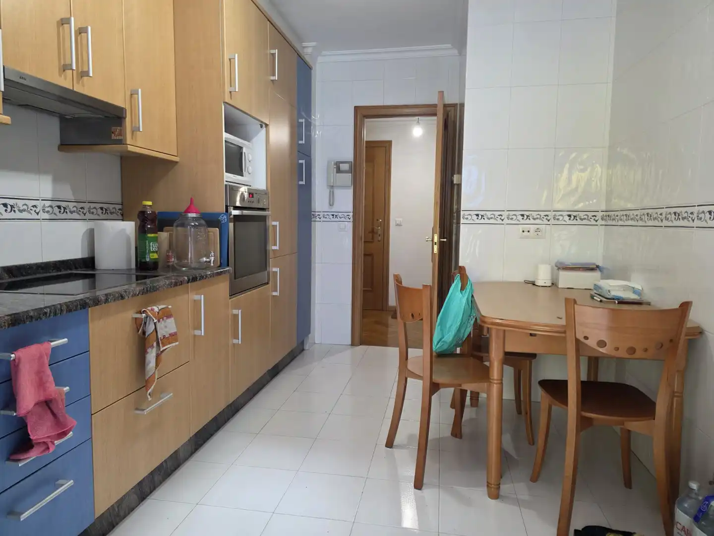 Cocina de Piso en venta en Ponteareas con Calefacción, Parquet y Amueblado