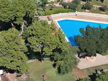Pis amb piscina en venda a Avenida de Montecarlo