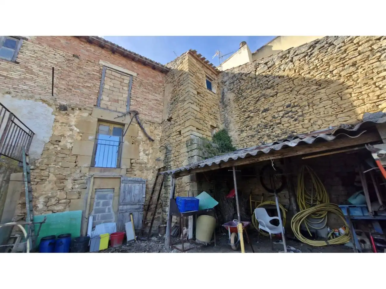Vista exterior de Casa o chalet en venta en Elvillar / Bilar con Jardín privado