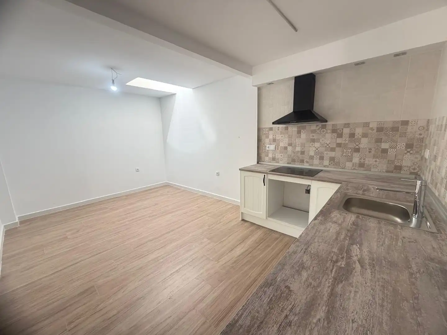 Cuina de Casa o xalet en venda en Daya Vieja amb Aire condicionat i Terrassa