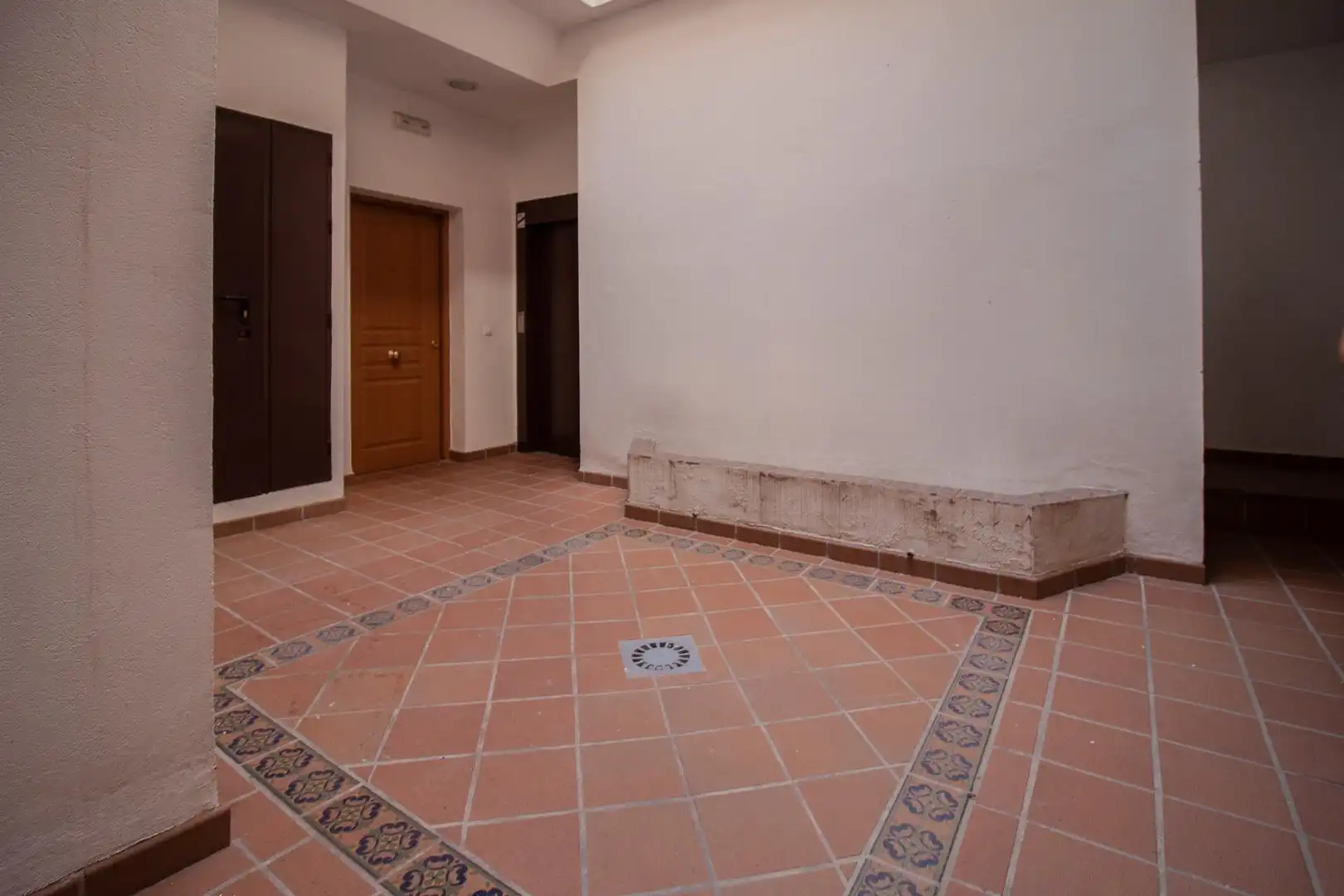 Duplexes for sale in Tomares  with Air Conditioner, Terrace and Balcony