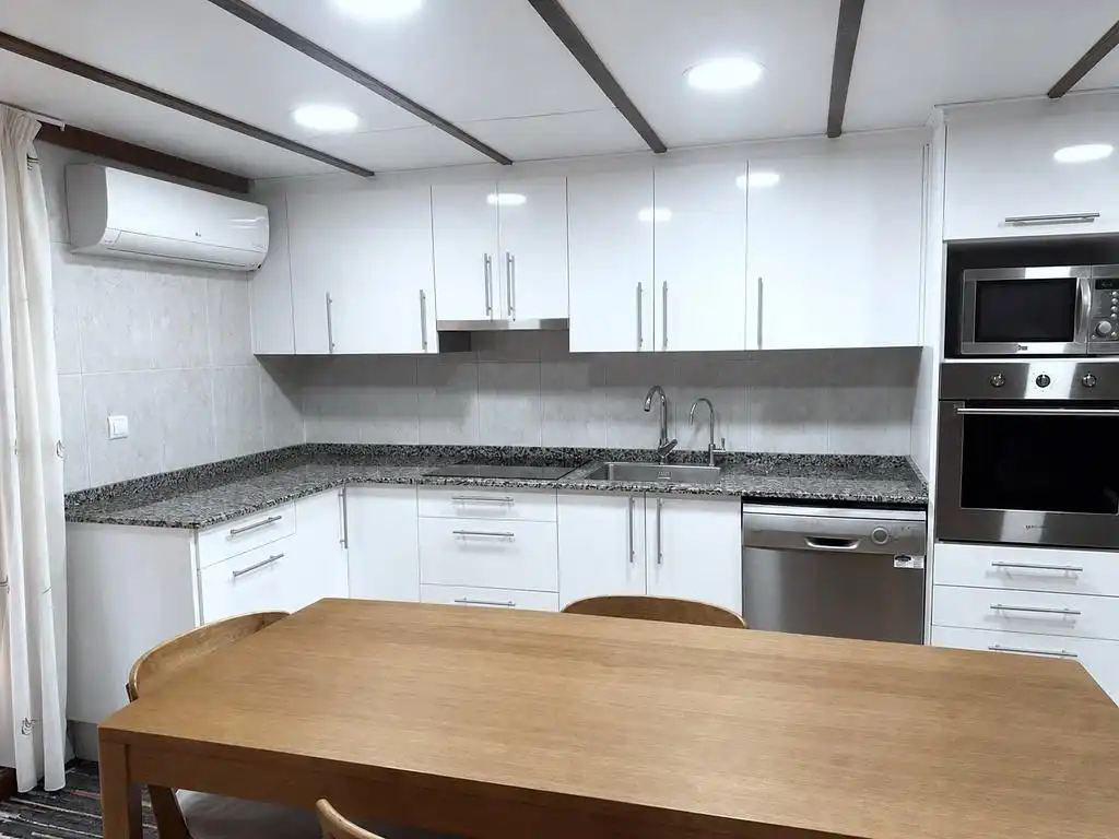 Kitchen of Detached homes for sale in Palau-saverdera  with Air Conditioner, Heating and Private garden