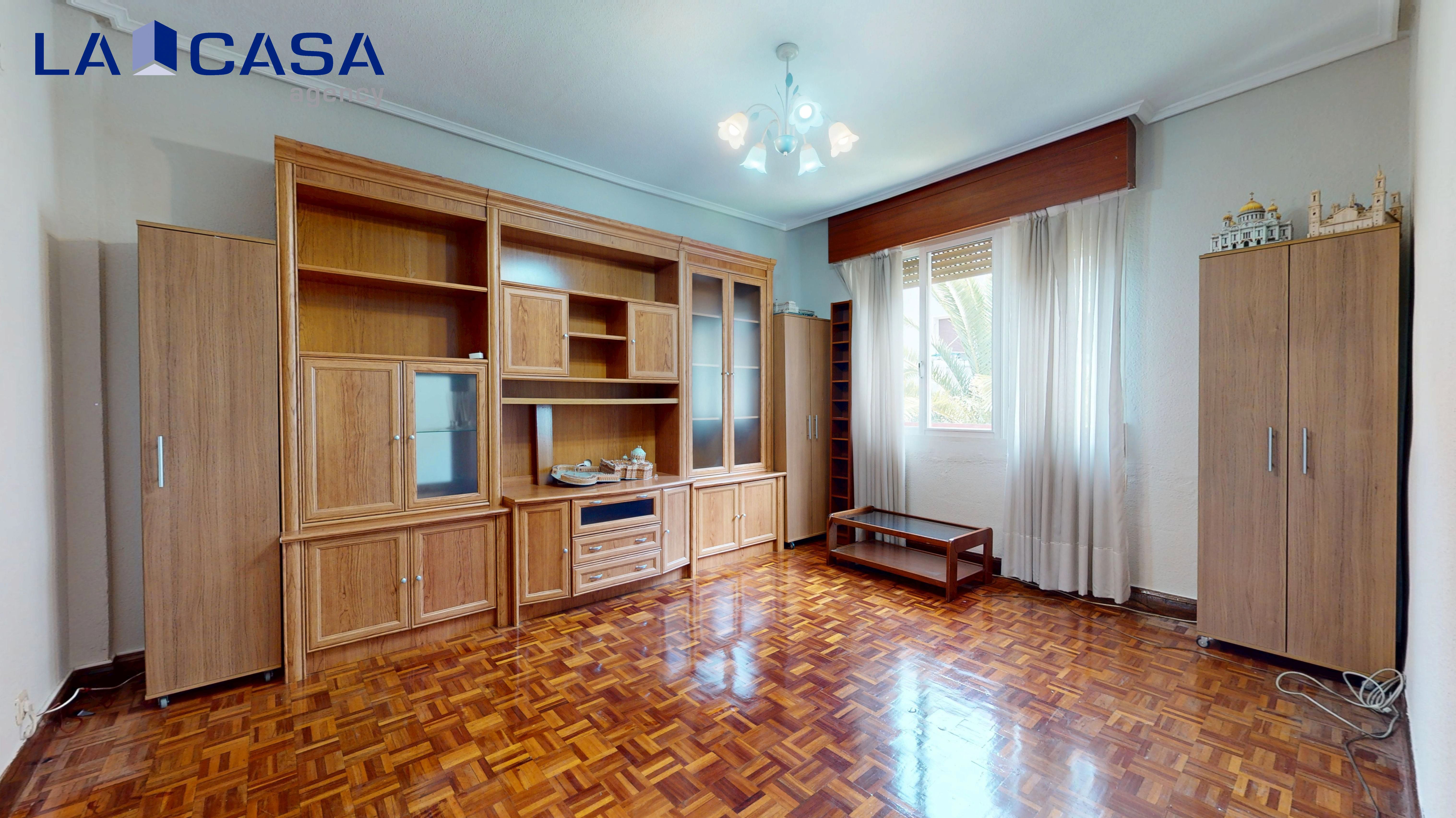 Flat for sale in San Ignacio - Elorrieta
