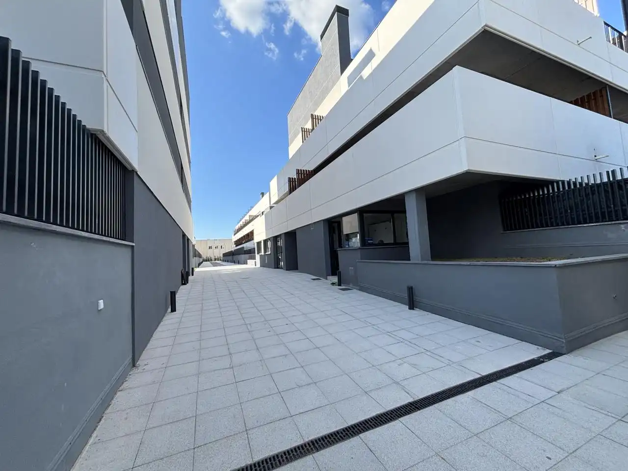 Exterior view of Study for rent in San Sebastián de los Reyes  with Air Conditioner, Heating and Terrace